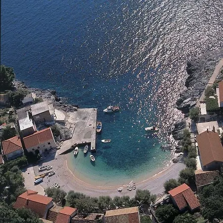 Studio In With Sea View, Balcony, Air Conditioning, Wi-fi Daire Orebić
